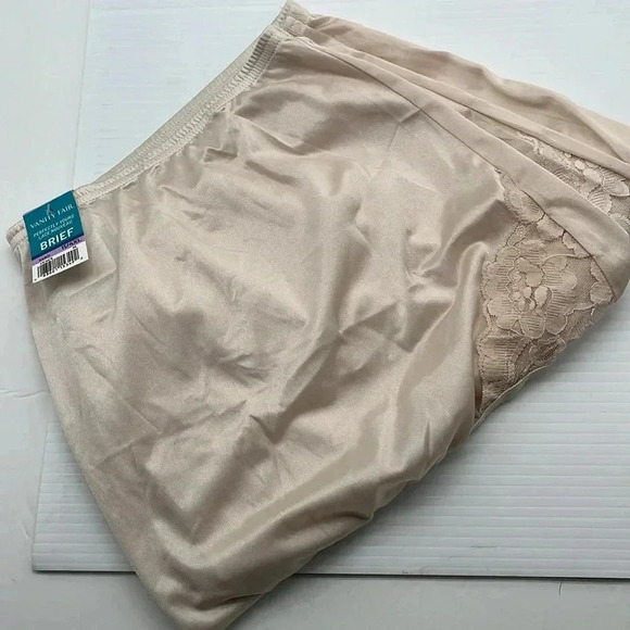 NWT Vanity Fair Set of #2 Perfectly Yours Lace Nouveau Brief Women’s 11/4XL - Picture 7 of 11